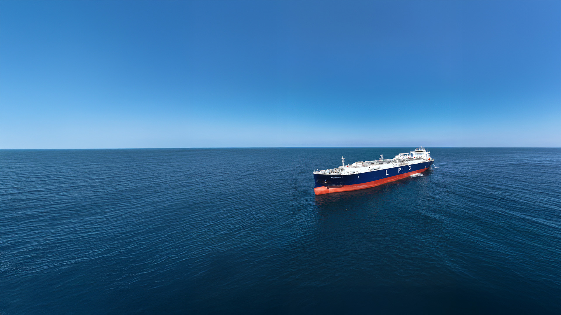 Humorist H2736 LARGER-web